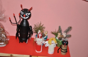 VV výstava rodiče a děti malují 5.12.2012