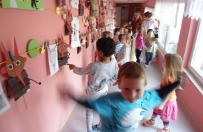 VV výstava rodiče a děti malují 5.12.2012