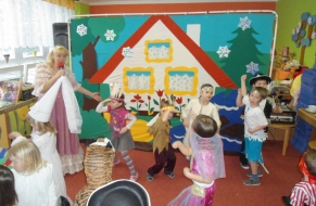 Karneval v MŠ s Inkou Rybářovou 21.2.2013