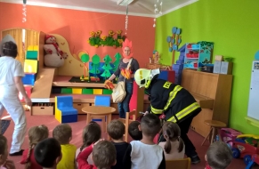Výtvarný kroužek Požární ochrana očima dětí s motivačním divadlem 1.,2.3.