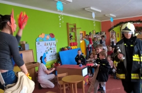 Výtvarný kroužek Požární ochrana očima dětí s motivačním divadlem 1.,2.3.