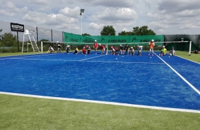 Tenis 8.6.