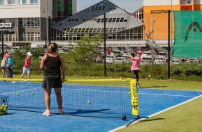 Tenis 8.6.