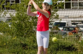 Tenis 8.6.