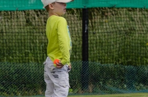 Tenis 8.6.