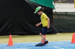 Tenis 8.6.