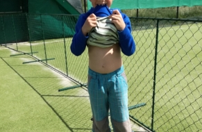 Tenis 8.6.