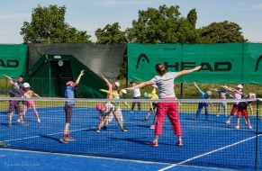 Tenis 8.6.