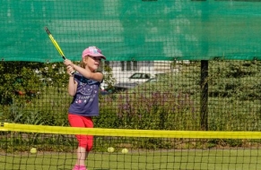 Tenis 8.6.