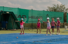 Tenis červen