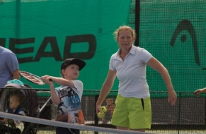 Tenis červen