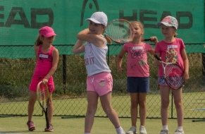 Tenis červen