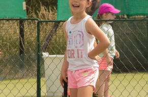 Tenis červen
