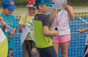 Tenis červen