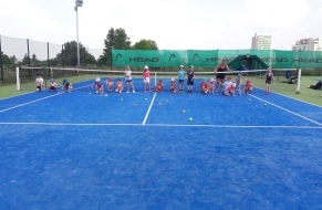 Tenis červen