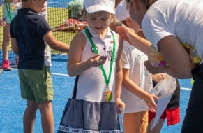 Tenis