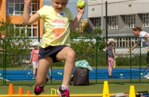 Tenis