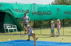 Tenis