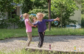 MDD skákací hrad a bubliny 4.6.