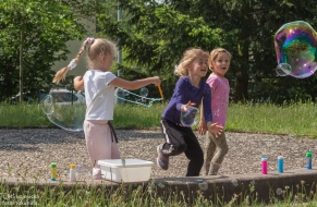 MDD skákací hrad a bubliny 4.6.