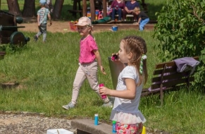 MDD skákací hrad a bubliny 4.6.
